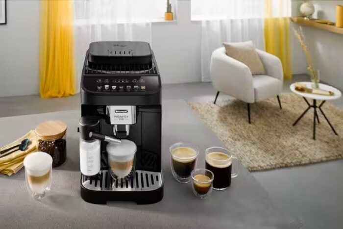 cafetera delonghi magnifica