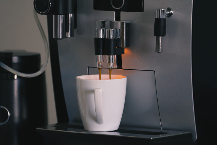 Cafetera superautomática DeLonghi ECAM oferta Tien21 Black Friday