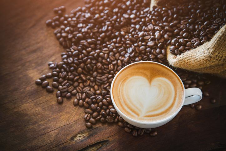 cafe grano cafetera superautomatica con molinillo incorporado