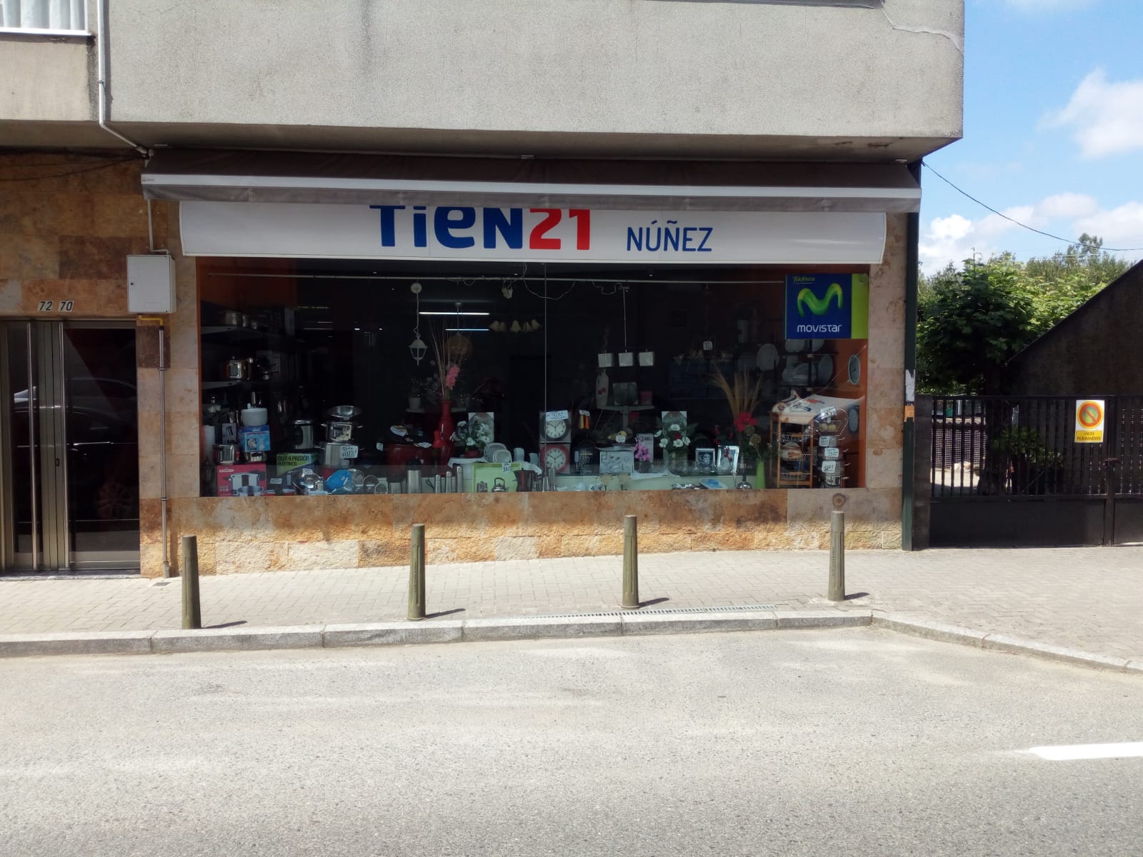 store-thumbnail