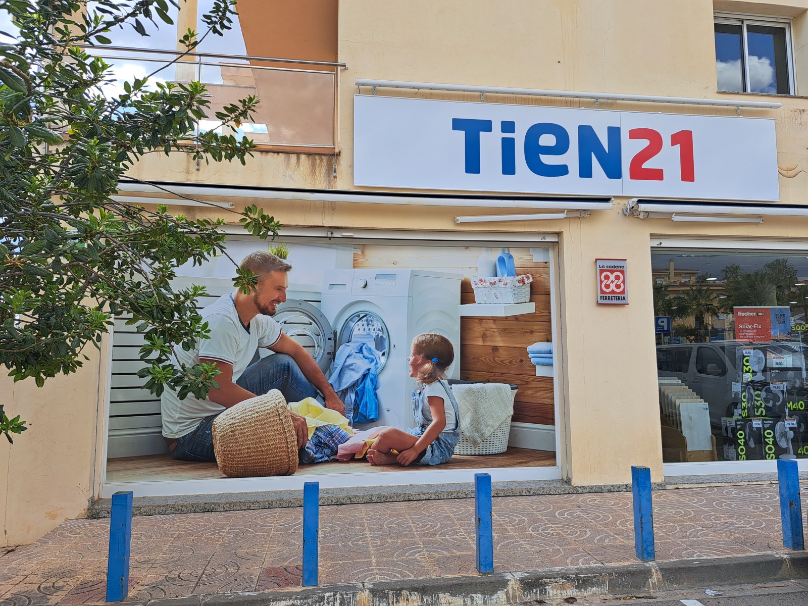 store-thumbnail